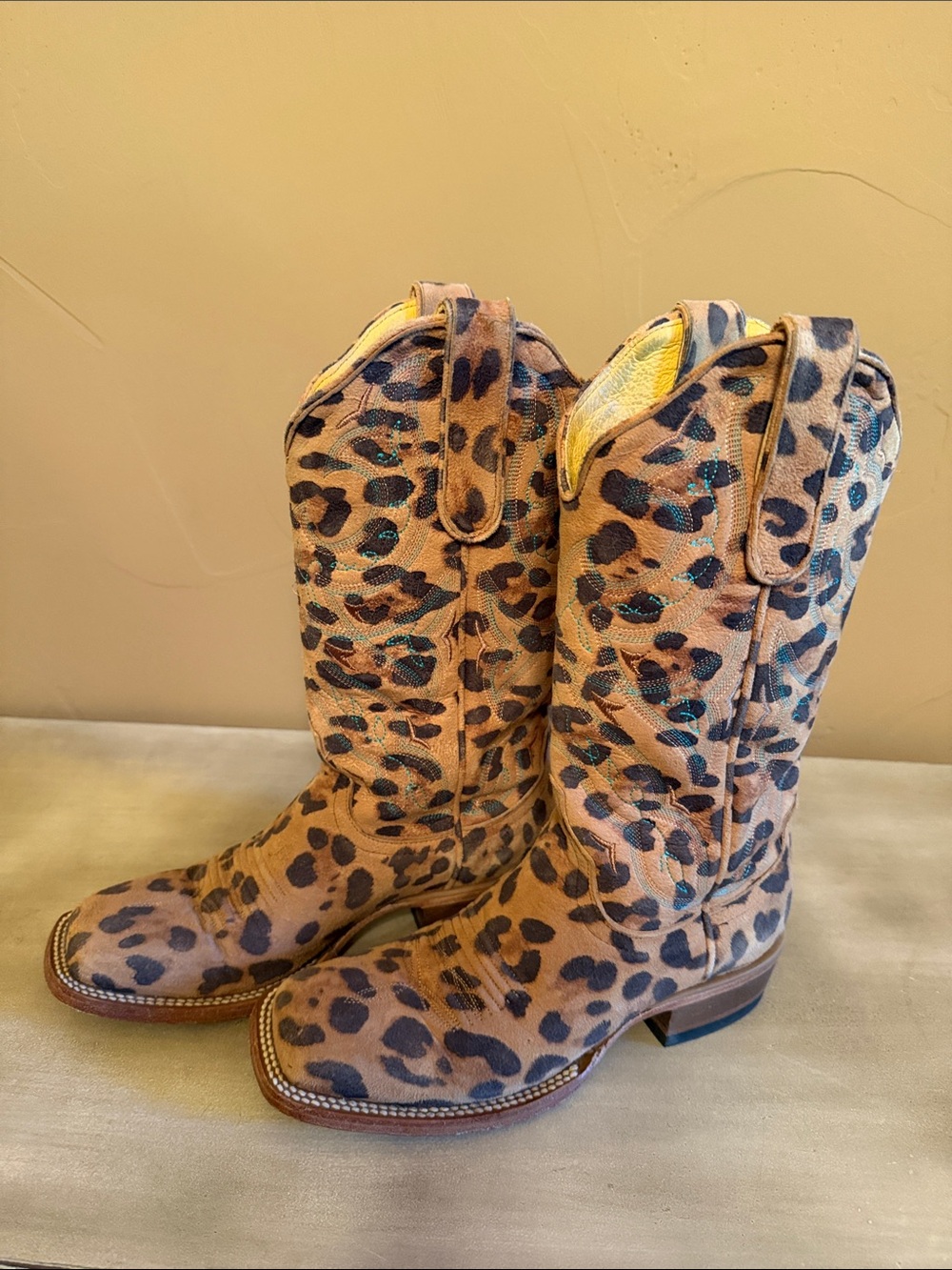 Ariat Leopard Print Cowgirl Boots with Turquoise Stitching - Picture 2 of 6